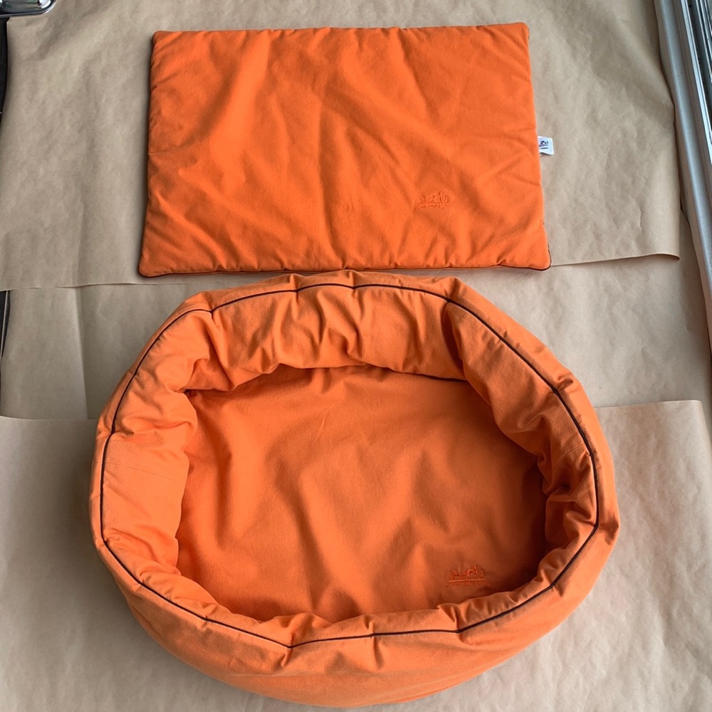 Hermes Paris Dog Bed